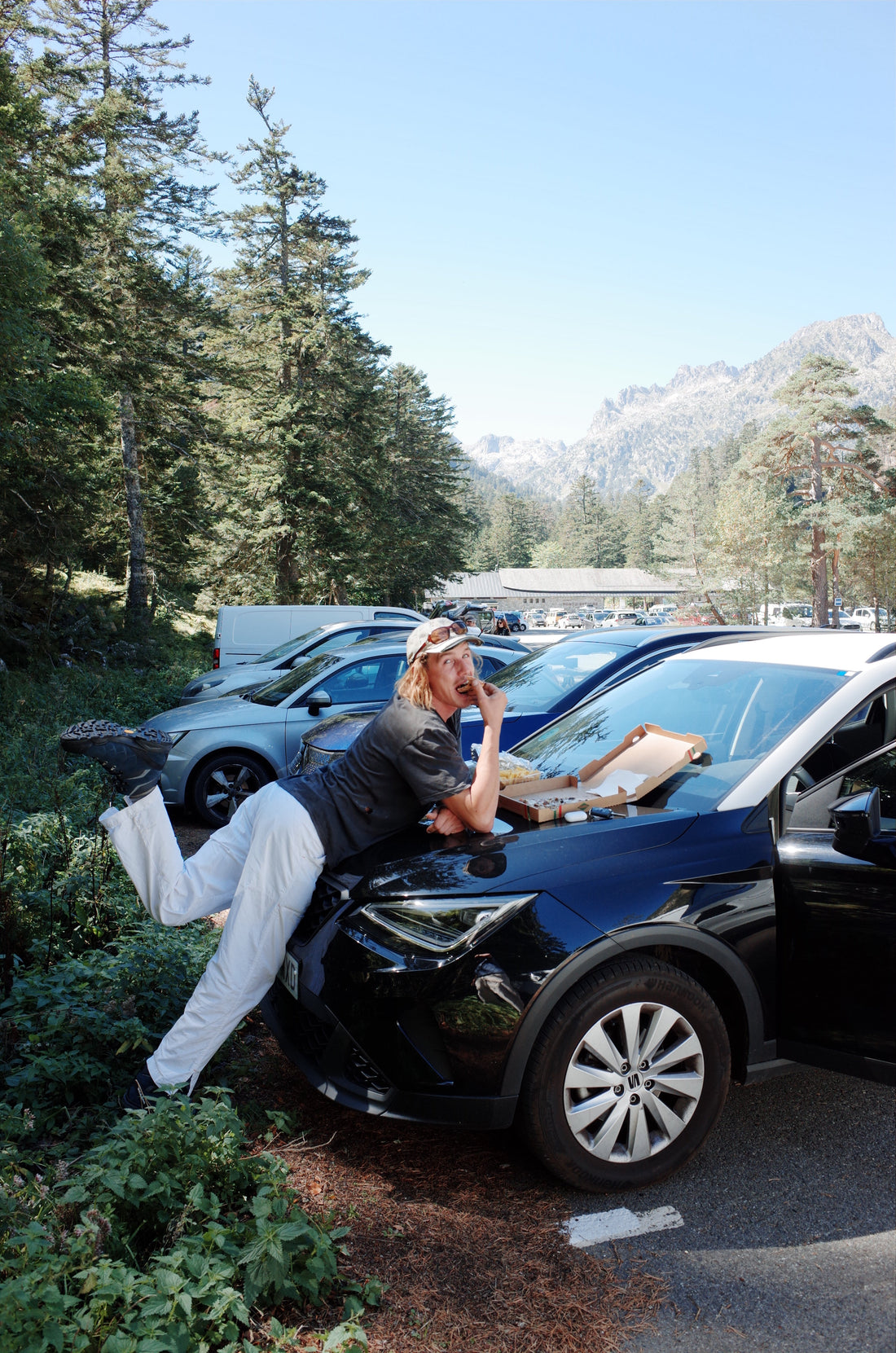 TRIP: The Pyrenees with Oscar and Fisha