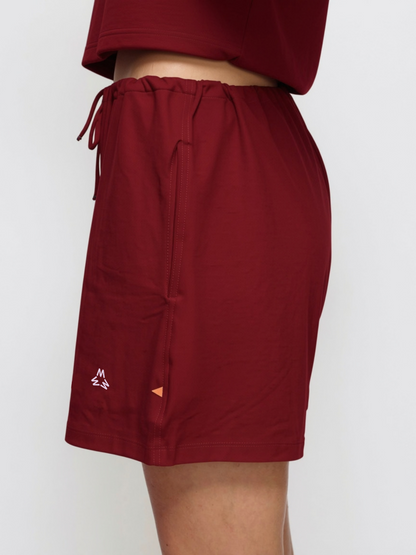 PLAY SHORT DEEP RED